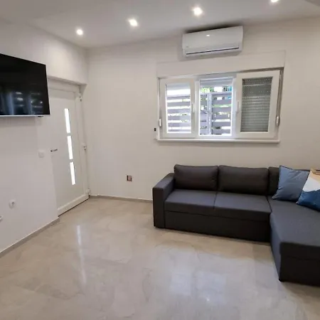 New,Premium,1-Bedroom App Fjaka,Quiet Strict Center,Free Parking,Tech-Ready,Near Beach * Makarska