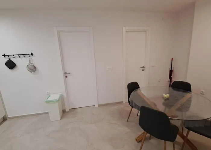 Brand New Luxury App Fjaka In The Center Near Apartman *